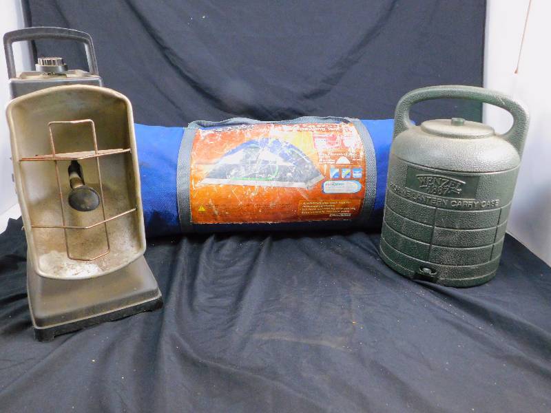 lot 37 image: Lot of Camping Items