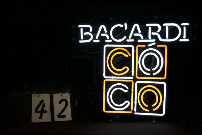 lot 42 image: Bacardi Coco neon sign, very nice sign