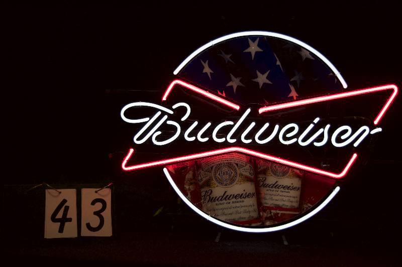 lot 43 image: Budweiser American flag neon sign, show your patriotism