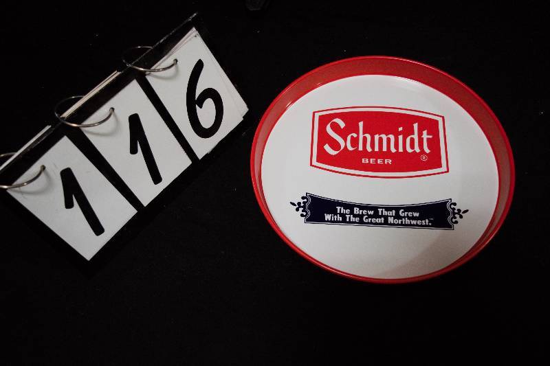 lot 116 image: Schmidt Beer, beer tray, excellent condition