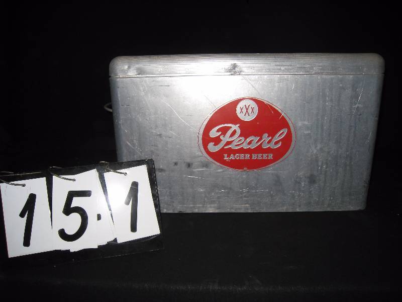 lot 151 image: Pearl beer cooler, rare item, nice condition for age
