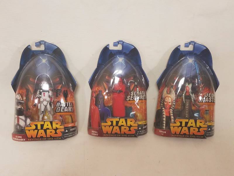 lot 16 image: Star Wars Collectible Figures NIB lot #1