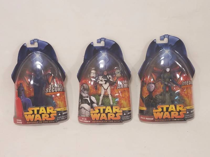 lot 20 image: Star Wars Collectible Figures NIB lot #5