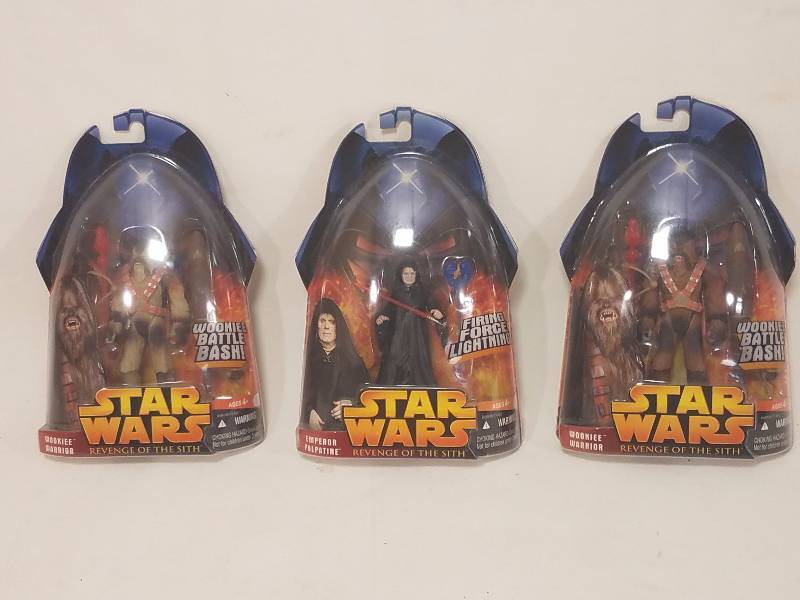 lot 23 image: Star Wars Collectible Figures NIB lot #8