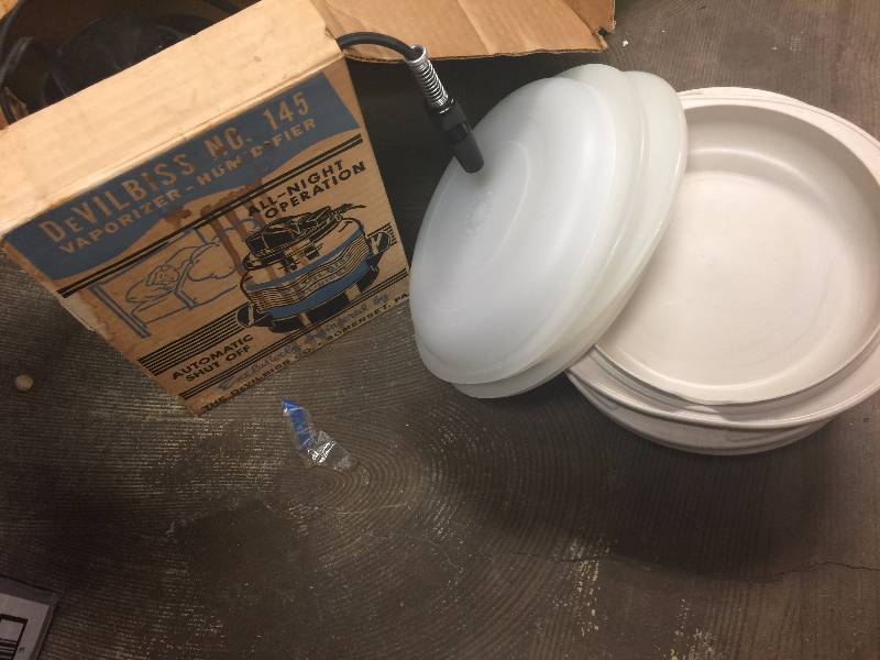 lot 103 image: 4 Tupperware with lids and devil bliss humidifiervaporizer