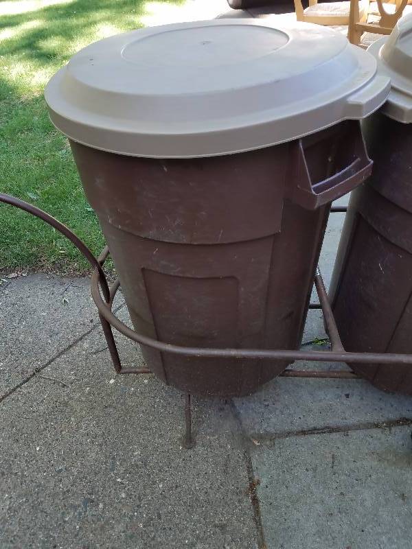 lot 113 image: Garbage Cart with 2 Garbage  Cans