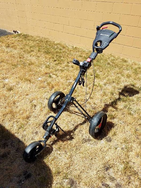 lot 115 image: Golf pull Cart