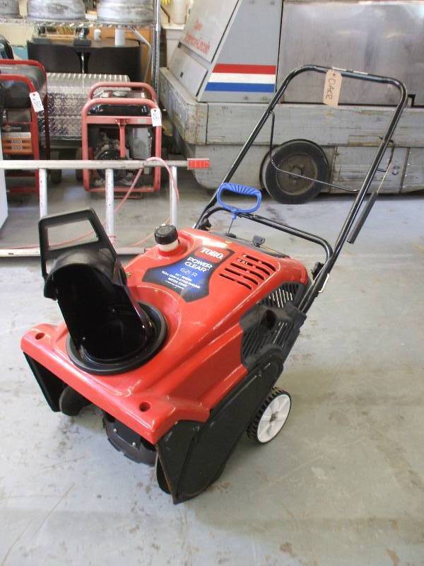 SNOW THROWER