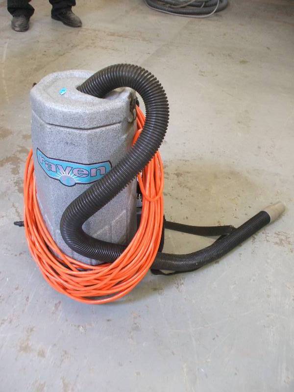 BACK PACK VAC