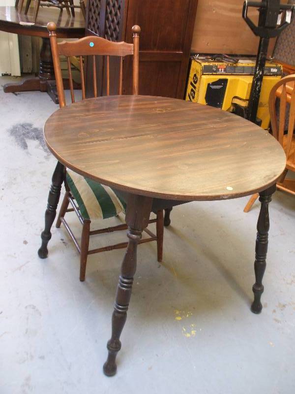 TABLE AND CHAIR