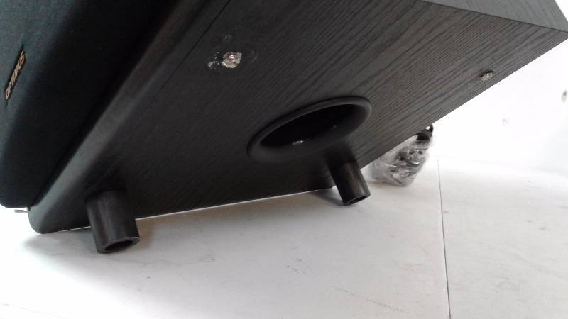 lot 15 image: Optimus Pro SW-10P 120 Watt RMS - TESTED WORKS - MISSING 2 LEGS