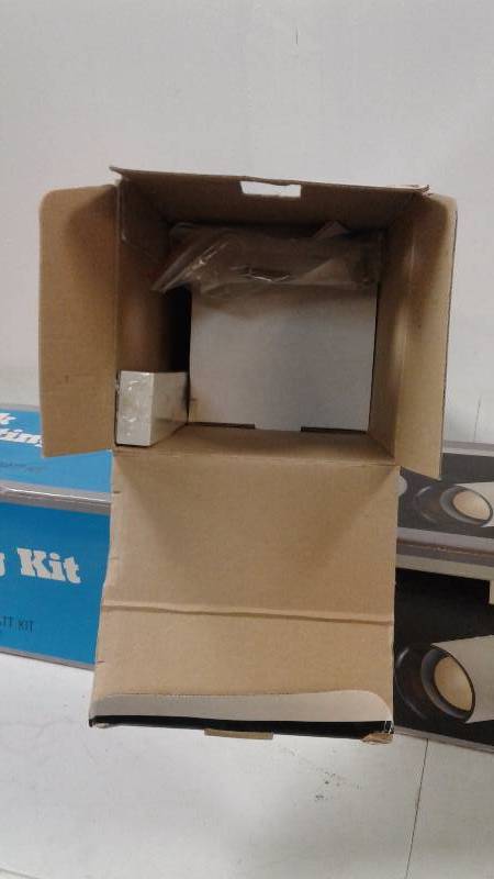 lot 16 image: Lot of 2 75 Watt Track Lighting Kits - IN BOX