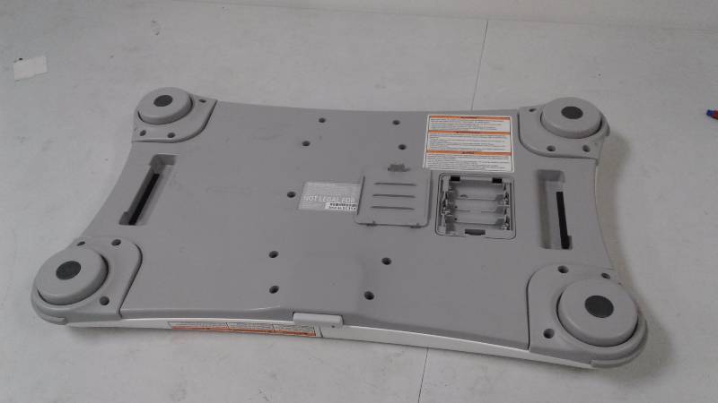 lot 18 image: WII fit Balance Board - UNTESTED