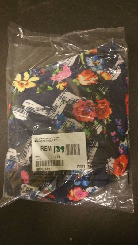 lot 139 image: 247 Comfort Apparel Womens Plus Le Grand Cirque Tunic Top Multi - 2XL