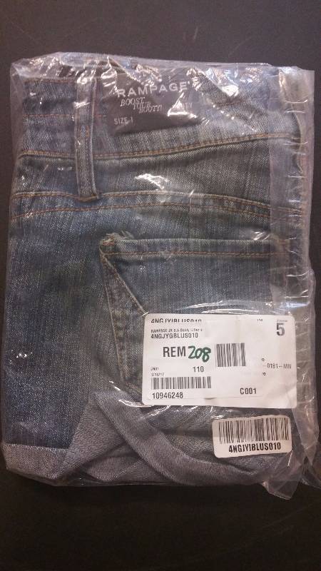 lot 208 image: Rampage Juniors Booty Lifter Rolled Cuff Short Dark Denim - 1