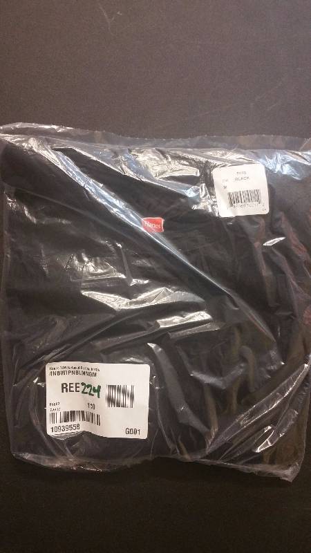 lot 224 image: Hanes Womens Relaxed Fit ComfortSoft Crewneck T-Shirt Black - M