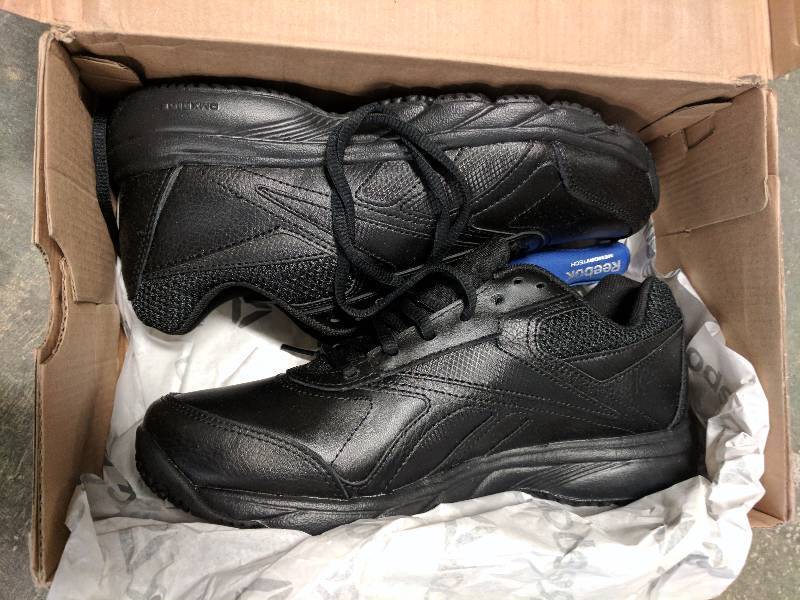 lot 37 image: Reebok Womens Work N Cushion 2.0 Work Shoe Black - 7.5