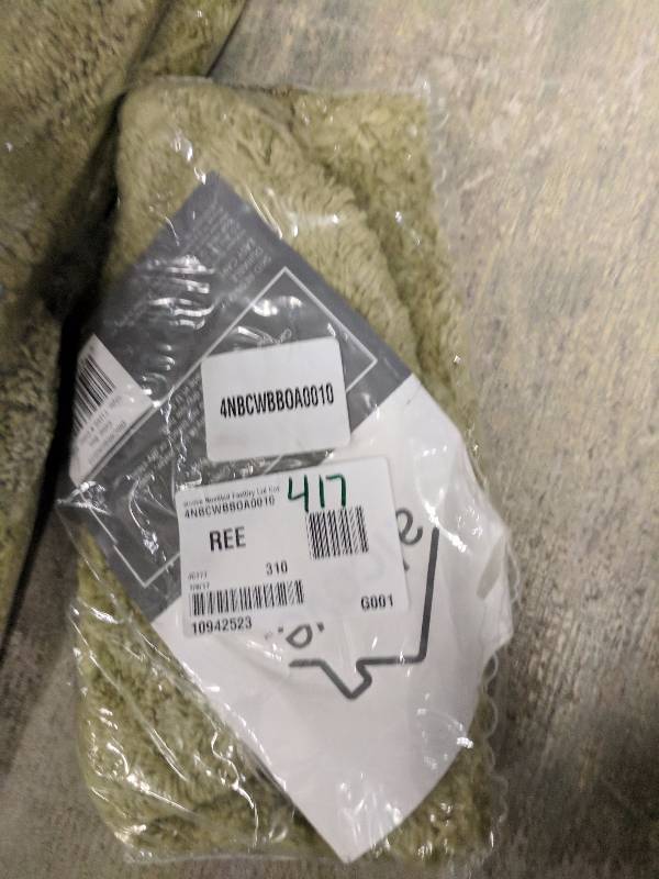 lot 417 image: alcove Fast Dry Nonskid Lid Cover Boa