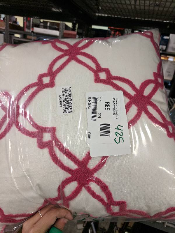 lot 425 image: C & F Enterprises Kendall 18 x 18 Tufted Throw Pillow Purple