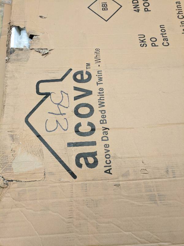 lot 543 image: alcove White Daybed Frame ONLY - Twin