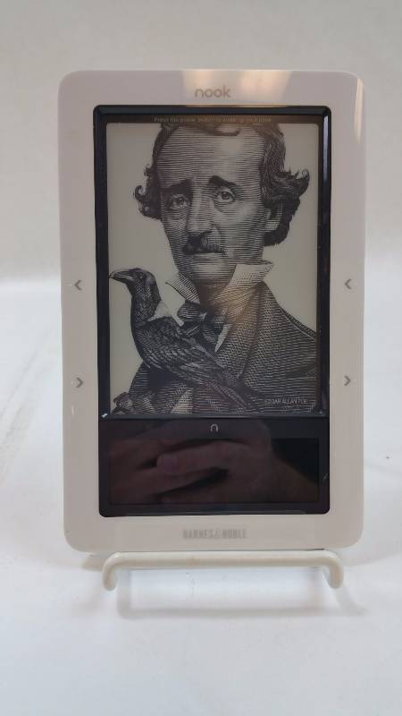 lot 115 image: Barnes & Noble Nook 1st Generation Model BNRZ100