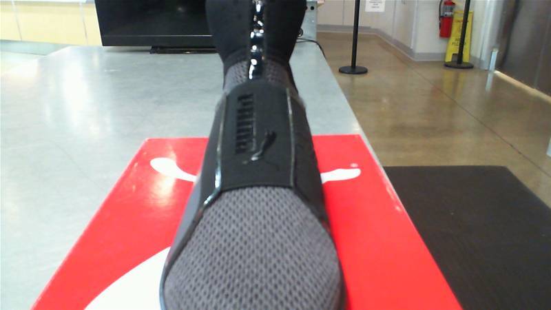 lot 902 image: PUMA FIERCE KNIT WMNS SIZE 9