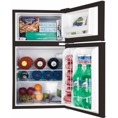 lot 18 image: NEW Mini FridgeFreezer