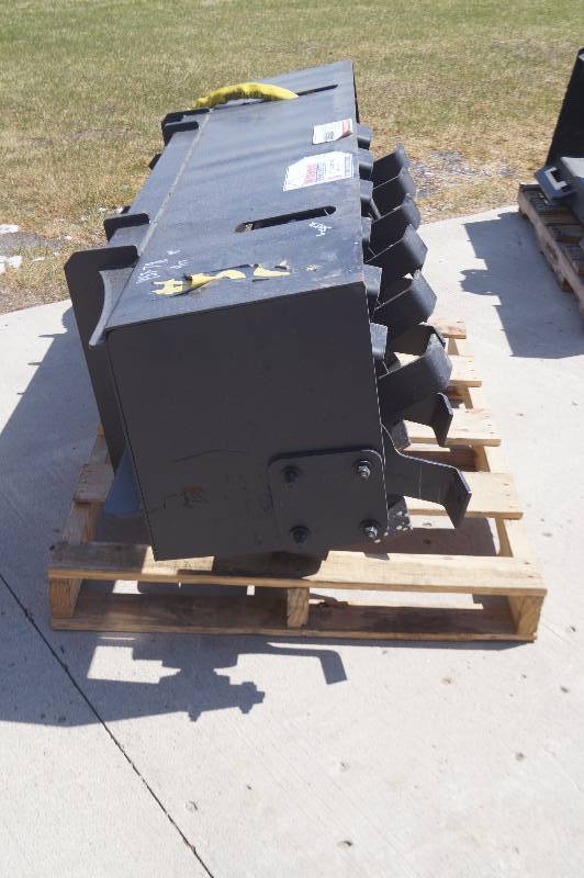 lot 10 image: Hydraulic Rototiller