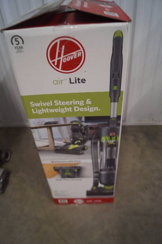 lot 25 image: Hoover Air Lite Vacuum