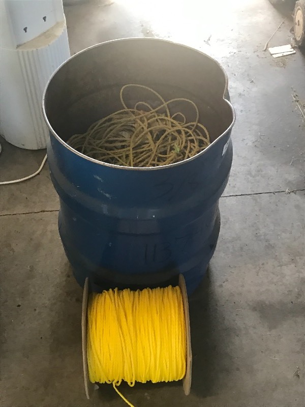 lot 24 image: Steel Barrel & Rope