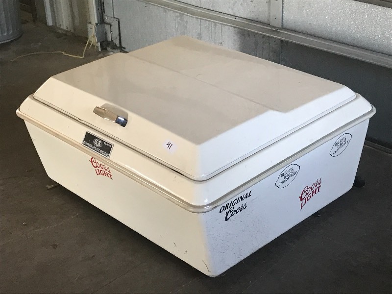 Golf Cart Beverage Cooler LE Golf Course Tools, Equipment & Supplies