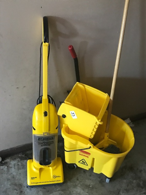 lot 53 image: Mop Bucket & Vacuum Cleaner