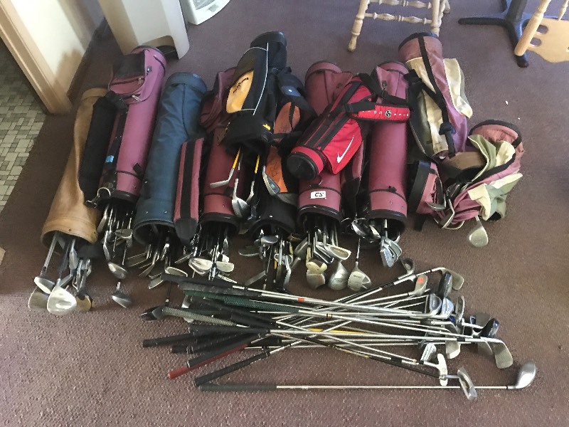 lot 52 image: HUGE Lot Of Golf Clubs & Bags