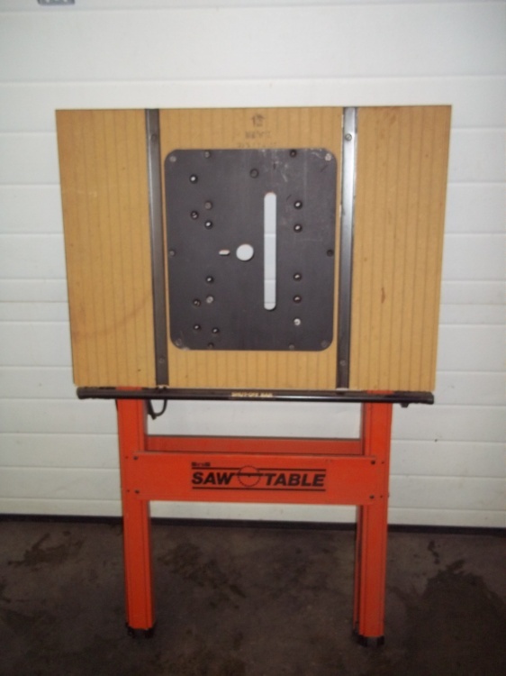 Folding Saw Table