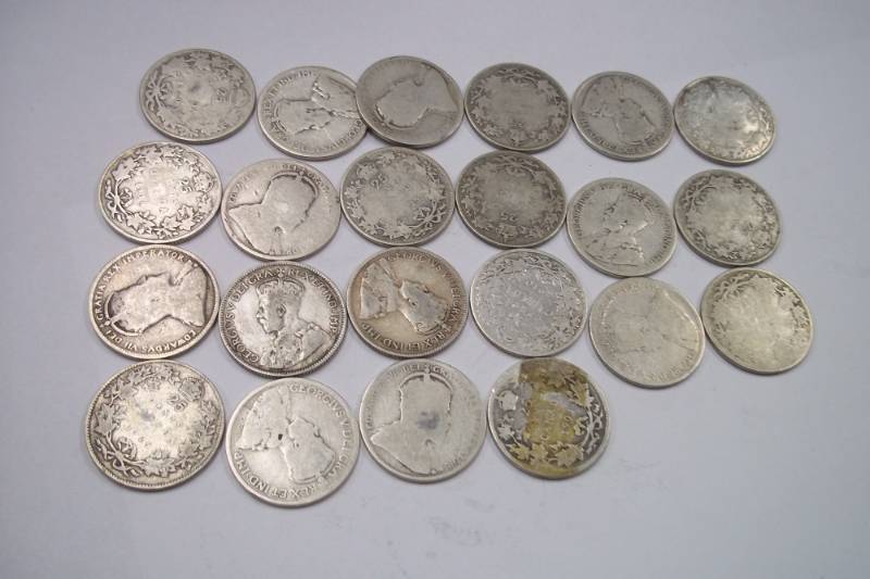 22 Canadian quarters
