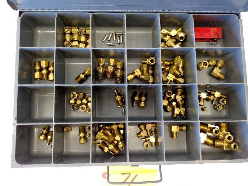 lot 71 image: IFACS NTR Air Brake Fittings, 14 ...