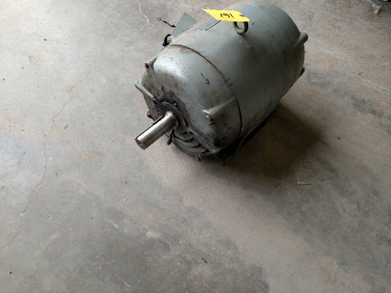 lot 161 image: Louis Allis 15 hp. Motor, 208-2204...