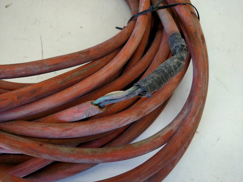 lot 169 image: Heavy Duty Extension Cord...