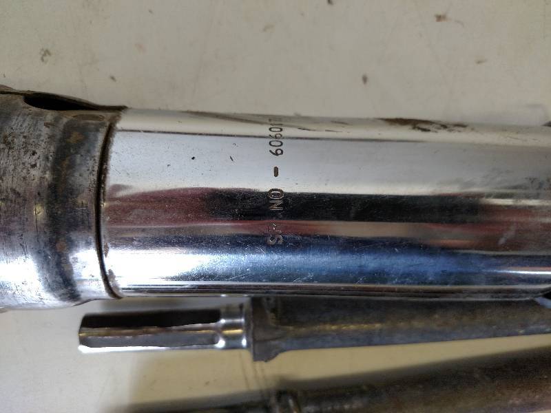 lot 48 image: Air Jack Hammer, 916 Bits, Works,...