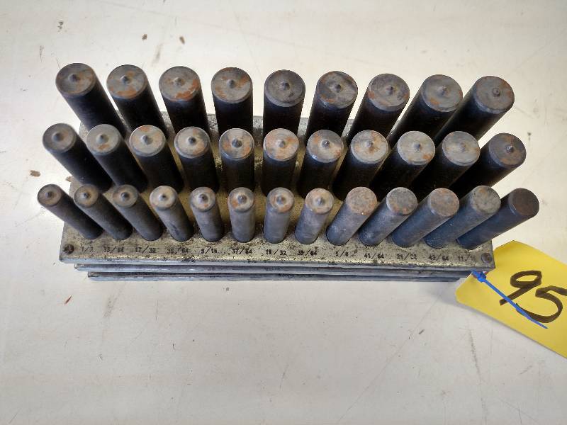 lot 95 image: Transfer Punch Set, 12- 1...