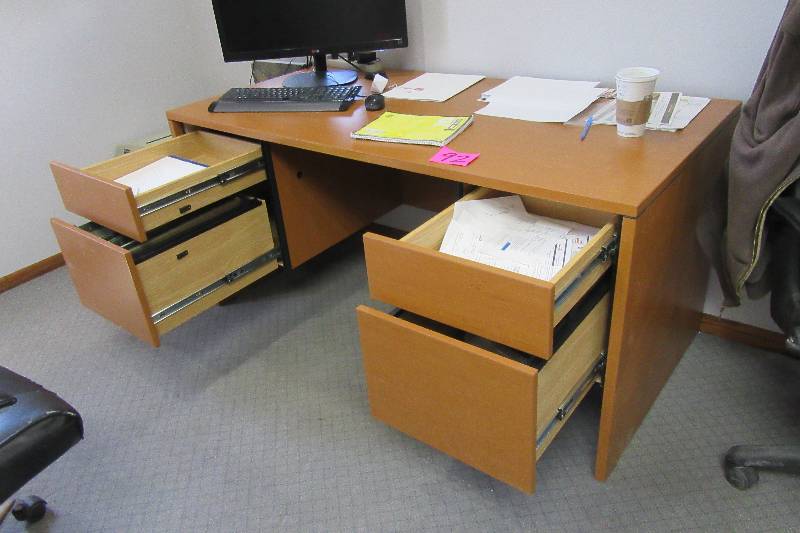 Simulated wood desk.. Nice shape