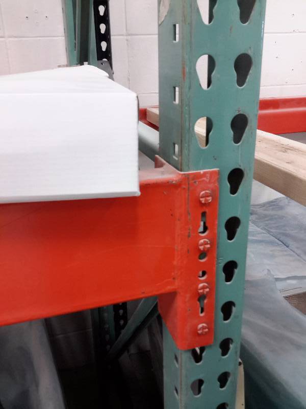2 sets of pallet racking