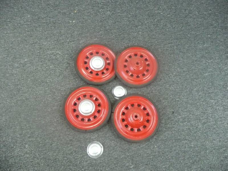 lot 24 image: parts