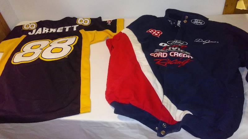Dale Jarrett No. 88 Nascar Ford Jacket (XXL), Jersey (S)