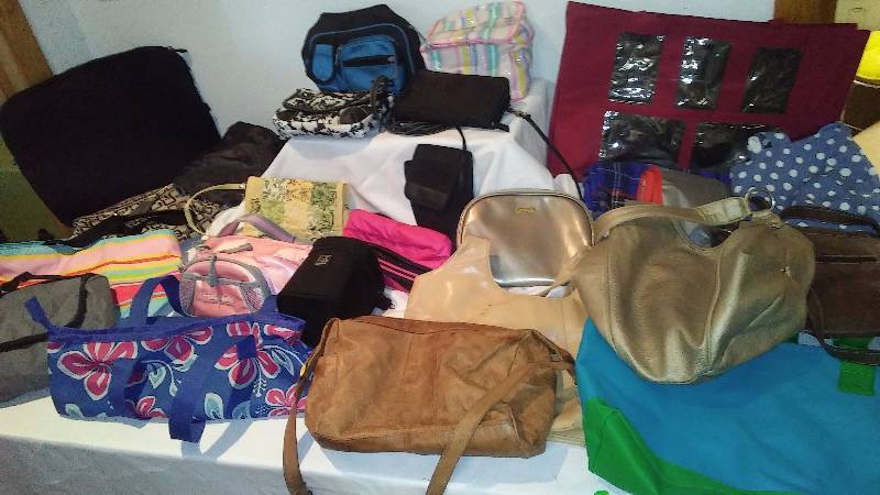 Purses and Bags (25) New Neoprene Laptop or tablet case