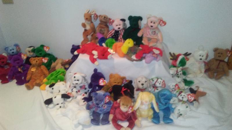 Assorted Beanie Babies (40)