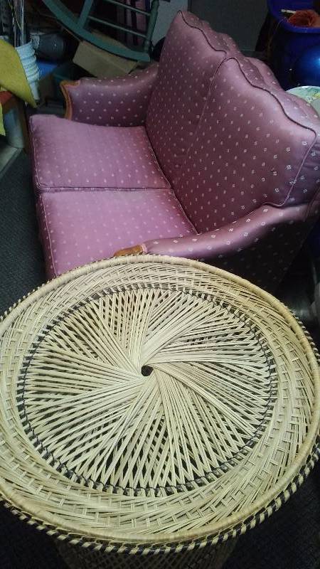 Ornate wood Love seat and wicker accent table