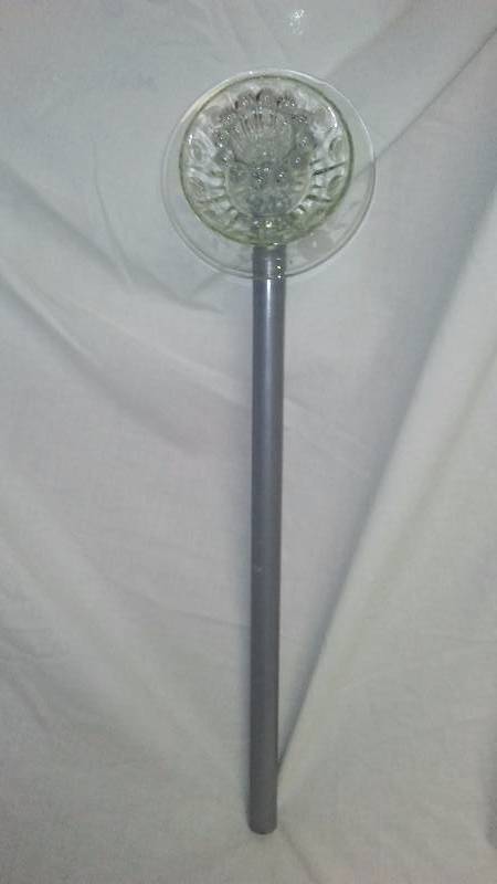 Glass Garden Art Indoor Outdoor 2 foot flower stake.