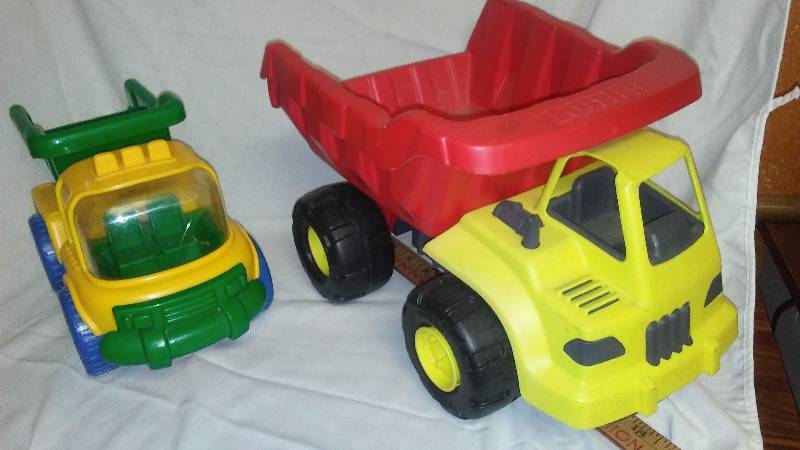 Big Toy dump trucks - Tonka Firestone