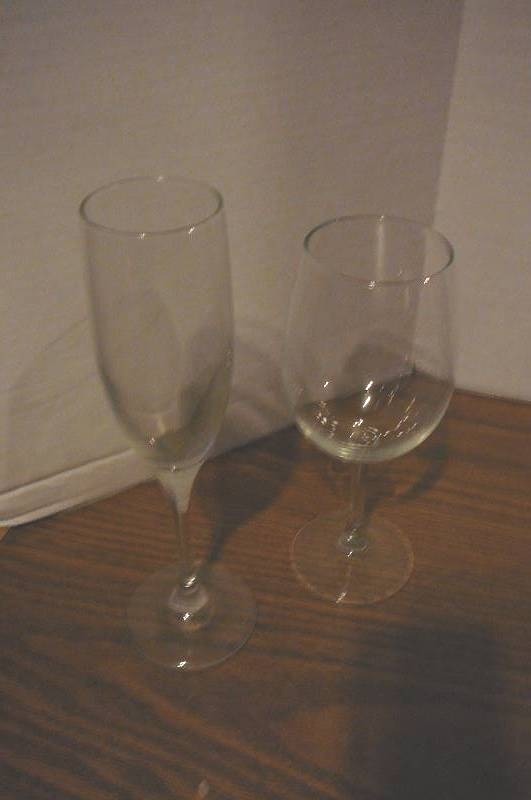 lot 24 image: Wine & Champagne glass